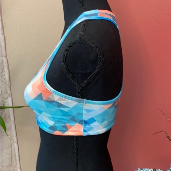 EUC - Reebok - Sports Bra - Picture 3 of 6
